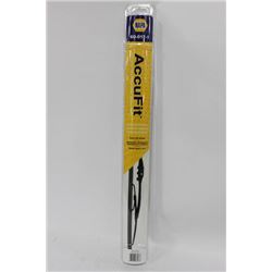 PAIR OF NAPA 60-017-1 WIPER BLADES