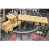 Image 1 : WOOD SEMI TRUCK  CRIBBAGE BOARD