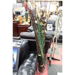 DECORATIVE HANDMADE LARGE ANEE NILSSON VASE AND