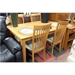 SOLID MAPLE DINING SET WITH 4 CHAIRS PLUS LEAF