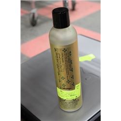 BOTTLE OF DAVINES MEDIUM HAIRSPRAY
