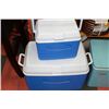 Image 1 : PAIR OF RUBBERMAID COOLERS