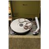 Image 1 : 1950'S PORTABLE RECORD PLAYER