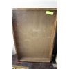 Image 1 : 20X30 LOCKABLE DISPLAY CASE