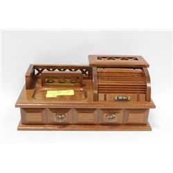 JEWELLERY BOX WITH CONTENTS