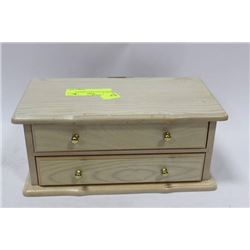 JEWELLERY BOX WITH CONTENTS