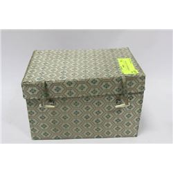 JEWELLERY BOX WITH CONTENTS