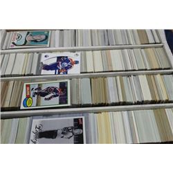 LARGE BOX OF MOSTLY BASEBALL CARDS