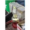 Image 1 : OIL LANTERN