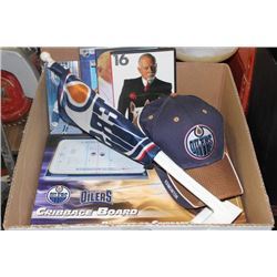HOCKEY COLLECTABLES INCL OILERS CRIBBAGE BOARD ETC