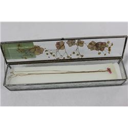 10K GOLD DOUBLE 19" CHAIN WIT VINTAGE GLASSBOX