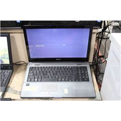 15.6" ACER ASPIRE LAPTOP W/ WIN 8.1