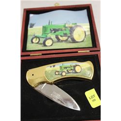 JOHN DEERE COLLECTOR KNIFE IN BOX