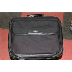 TARGUS 15.4" DELUXE CARRY CASE