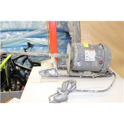 DAYTON HEAVY DUTY MIXER