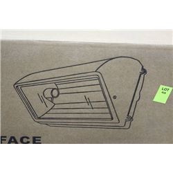 SM109  WALL PACK HOUSING X4