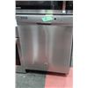 Image 1 : STAINLESS GE WITH STAINLESS DRUM DISHWASHER