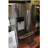 Image 2 : SAMSUNG FRENCH DOOR FRIDGE WITH ICE AND WATER
