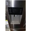 Image 3 : SAMSUNG FRENCH DOOR FRIDGE WITH ICE AND WATER