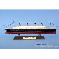TITANIC 1997 Movie Licensed RMS Titanic Liner 9  Miniature Replica Display
