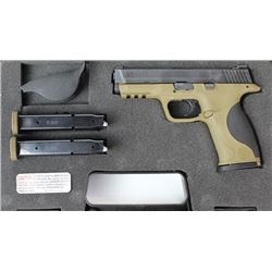 S&W M&P 9mm SN DXS1068 semi auto pistol