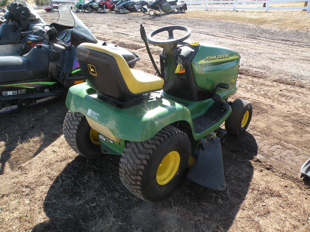 John Deere LT155 w/38" deck SNMOL155B010674