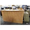 Image 2 : MAPLE 6'X6' RECEPTION DESK