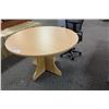Image 2 : MAPLE 4' CONFERENCE TABLE