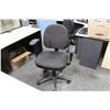 Image 2 : BLACK MULTI LEVER TASK CHAIR