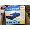 Image 1 : TWIN SIZE FLOCKED AIR BED