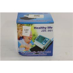 NEW HEALTHY LIFE FULL AUTOMATIC WRIST BLOOD