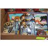 Image 1 : BOX OF PIRATE FIGURINES AND 2 SOUTHPARK LUNCH BOX