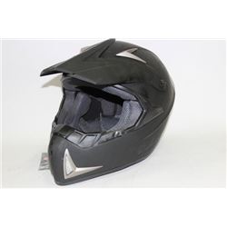 BLACK HELMET SIZE XL