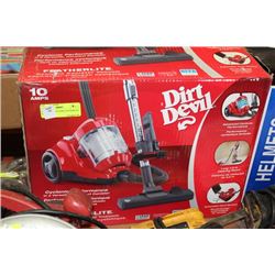 DIRT DEVIL CYCLONE FEATHERLITE VACCUUM