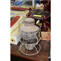 ADAMS & WESTLAKE CHICAGO VINTAGE RAILWAY LANTERN