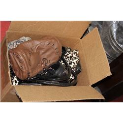 BOX OF HANDBAGS/PURSES, ON CHOICE
