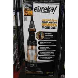 EUREKA AIRSPEED ZOOM BAGLESS VACUUM