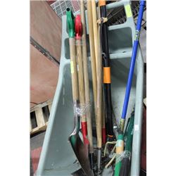 BUNDLE OF ASST GARDEN TOOLS