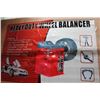 Image 1 : NEW HEAVY DUTY WHEEL BALANCER