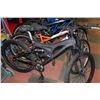 Image 1 : BLACK SUPERCYCLE FULL SUSP MOUNTAIN BIKE