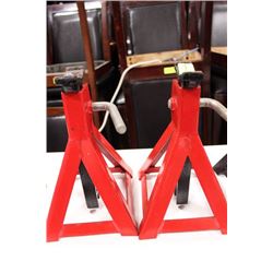 PAIR OF JACK STANDS ON CHOICE: RED