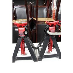 PAIR OF JACK STANDS ON CHOICE: BLACK