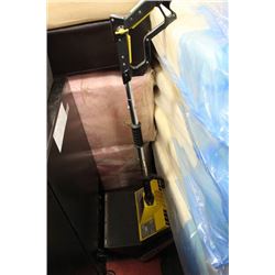 NOMA ELECTRIC SNOWSHOVEL