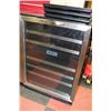 Image 2 : DANBY SINGLE DOOR WINE COOLER 24x24x34T