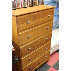 SOLID WOOD DRESSER