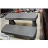 Image 1 : VINYL HOT TUB STEPS