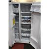 Image 4 : GE 23.1 CU.FT. SIDE-BY-SIDE REFRIGERATOR W/