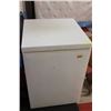 Image 1 : COMPACT CHEST FREEZER