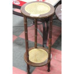 WOOD/WICKER PLANT STAND