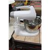 Image 1 : SUNBEAM MIXMASTER 12-SPEED BLENDER W/